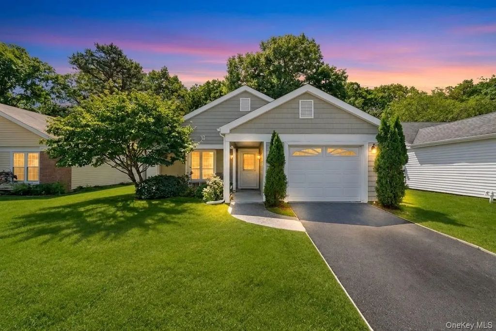 232 Belfast Lane, Ridge
