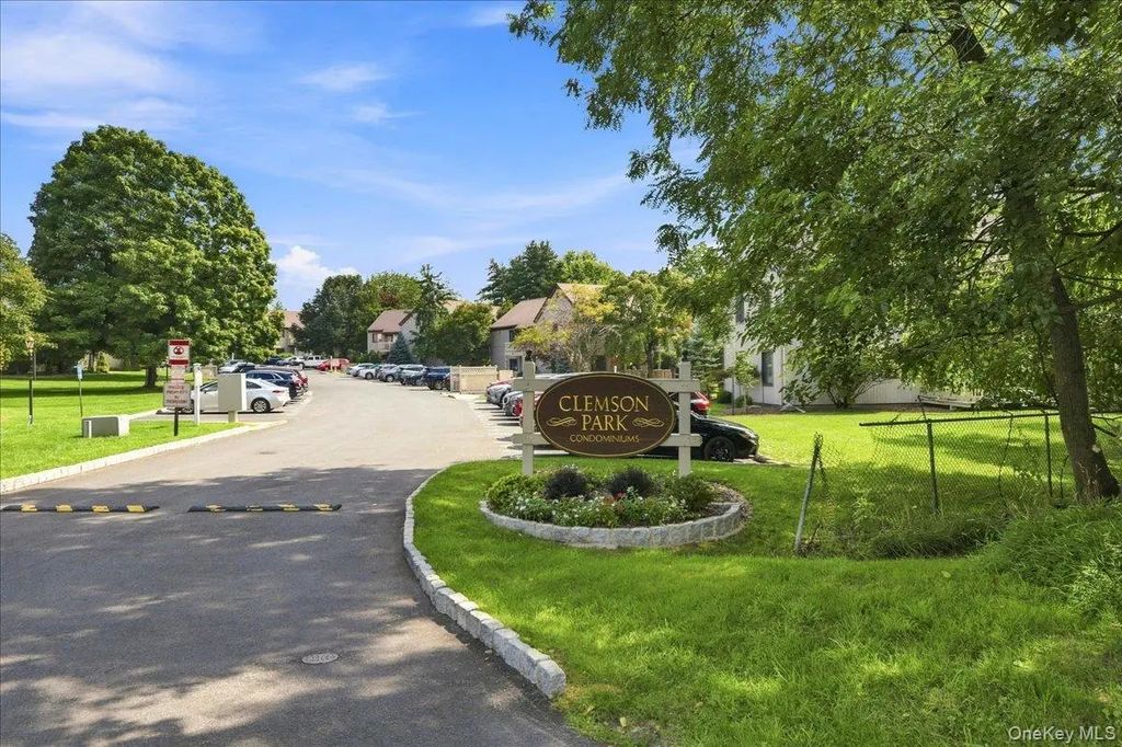 50 Sycamore Drive # 50, Middletown