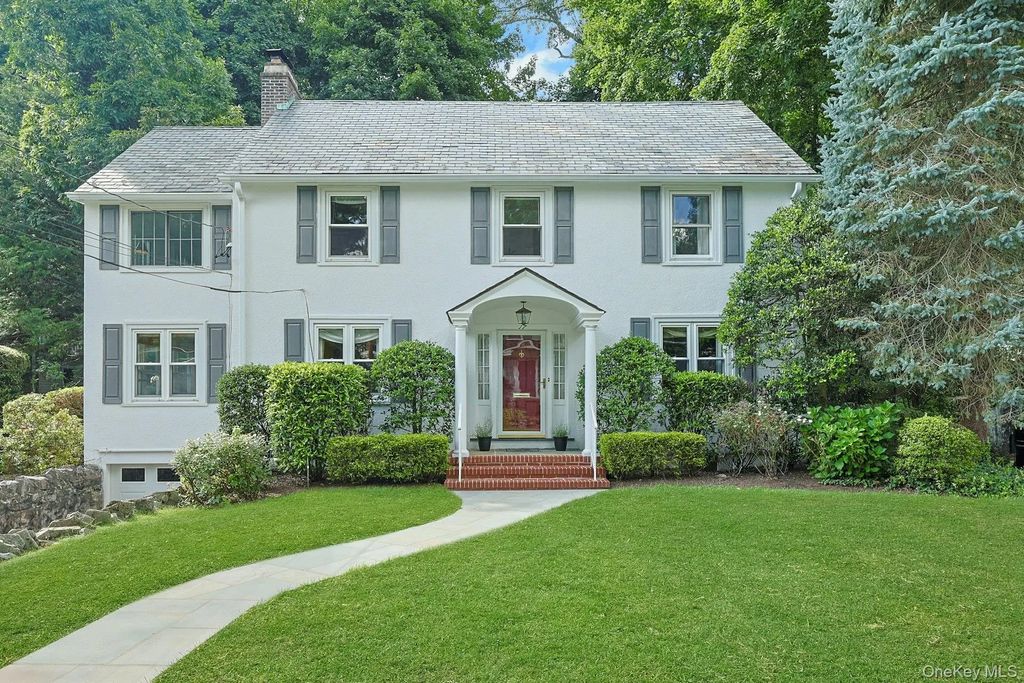 17 Elm Road, Scarsdale