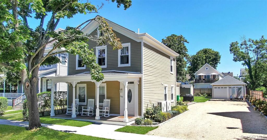 430 1st Street, Greenport