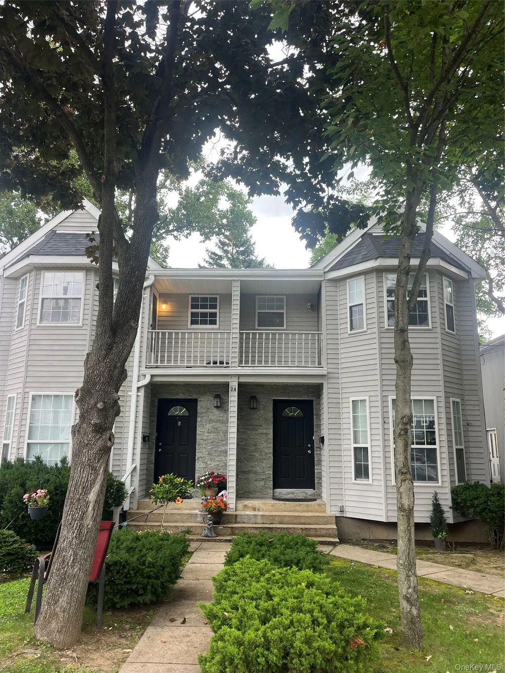 24 Kirkwood Road # A, Port Washington