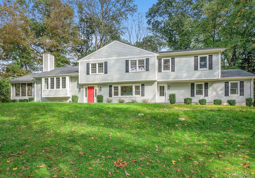 6 Fox Ridge Road, Armonk