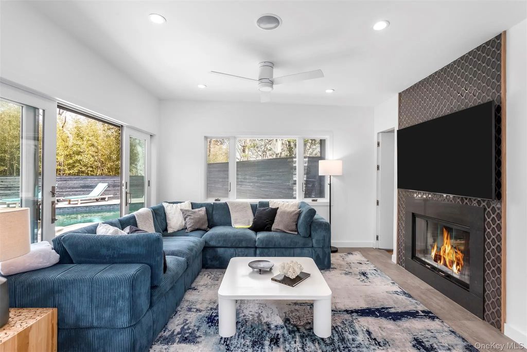 279 Bay Walk, Fire Island Pines