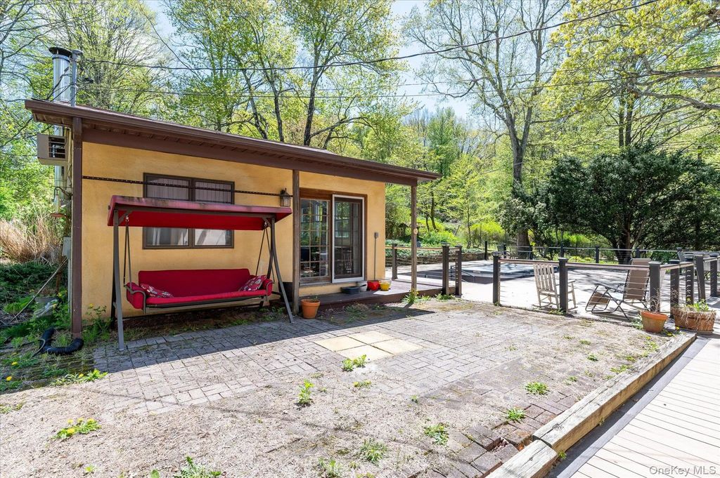 37b Mekeel Street, Katonah