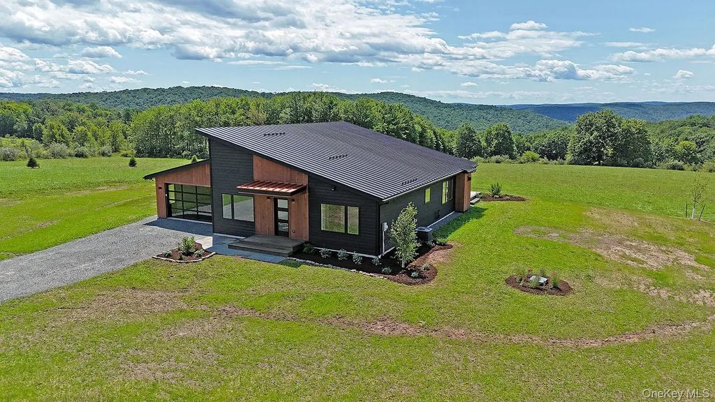 199 Henderson Road, Hankins