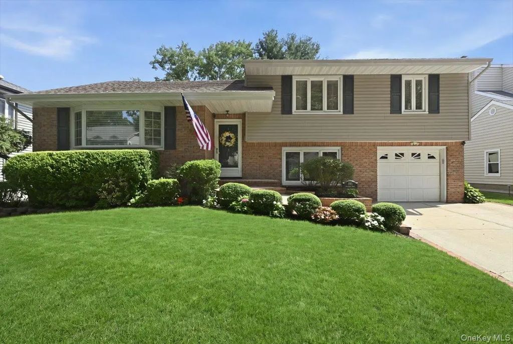 201 Kildare Road, Garden City