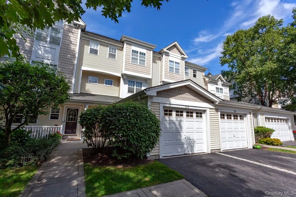 212 Viewpoint Terrace, Peekskill