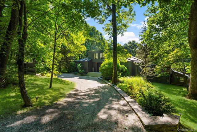 33 Dry Pond Road, Cold Spring