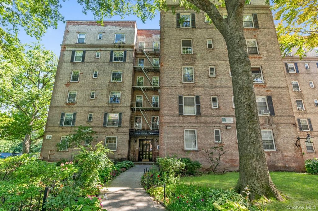 5140 30th Avenue # 4a, Woodside