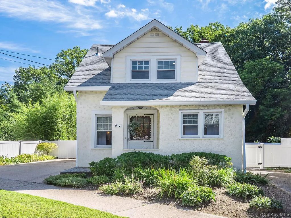 57 Irma Avenue, Port Washington