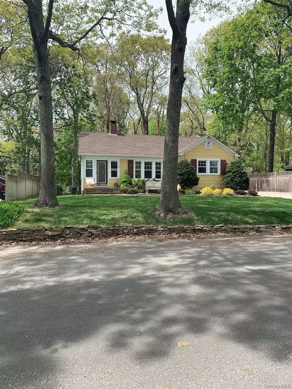 1240 West Road, Cutchogue