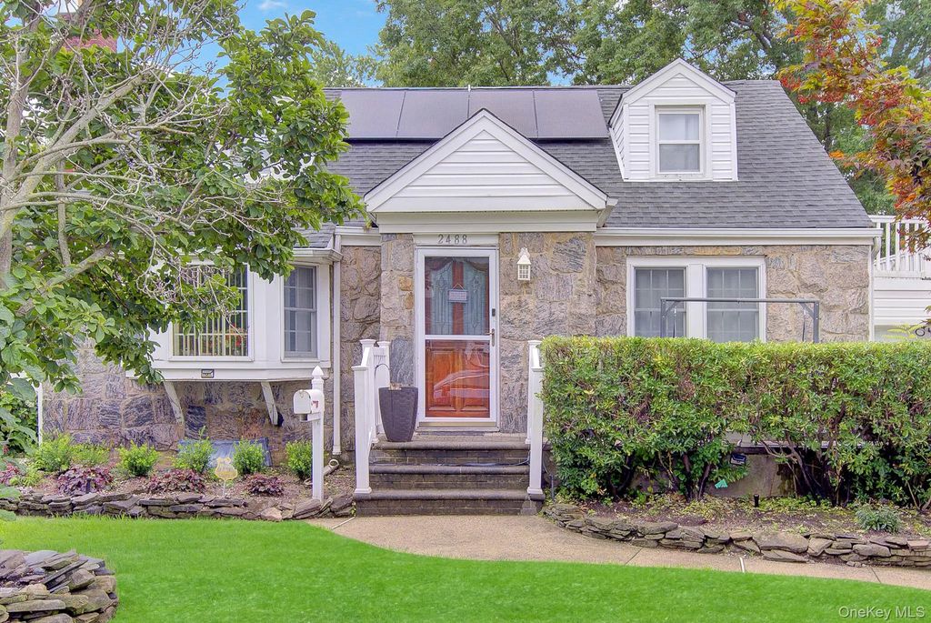 2488 1st Avenue, East Meadow