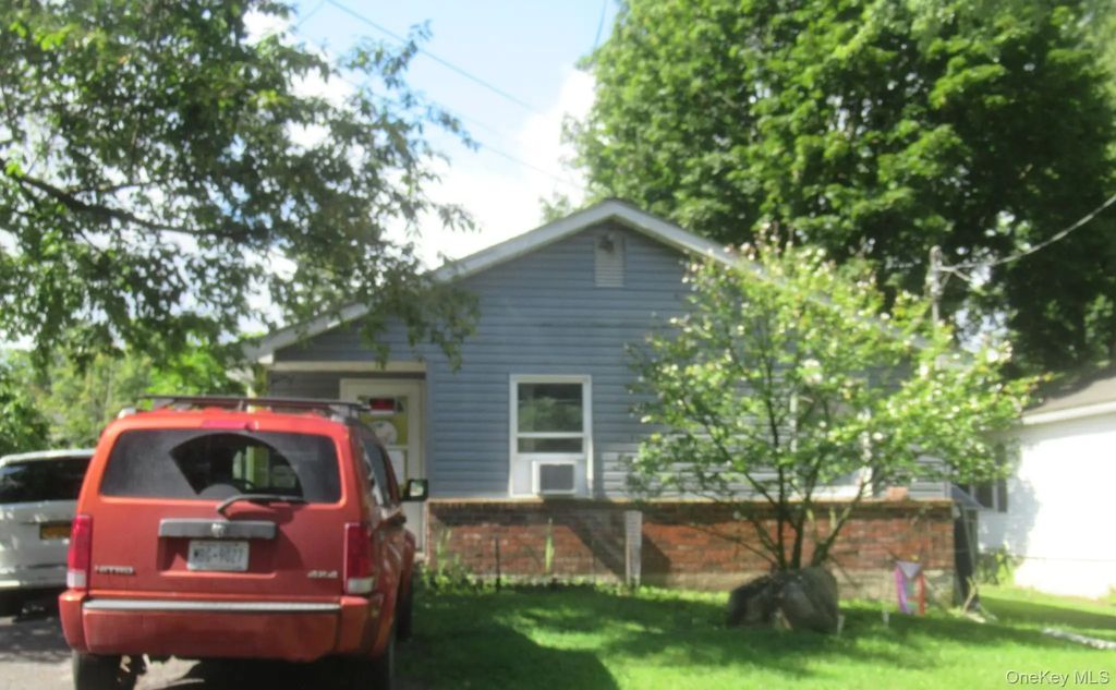 41 Clinton Street, Middletown