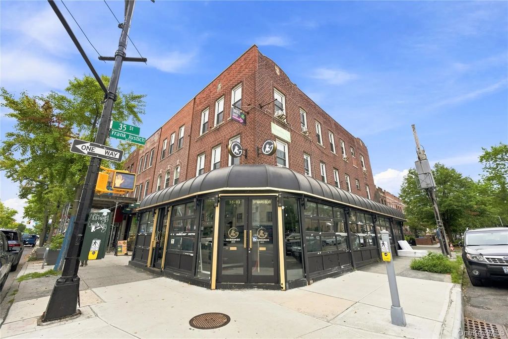 35-02 Ditmars Boulevard # 2fl, Astoria