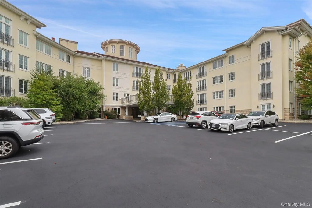 212 Trump Park, Shrub Oak