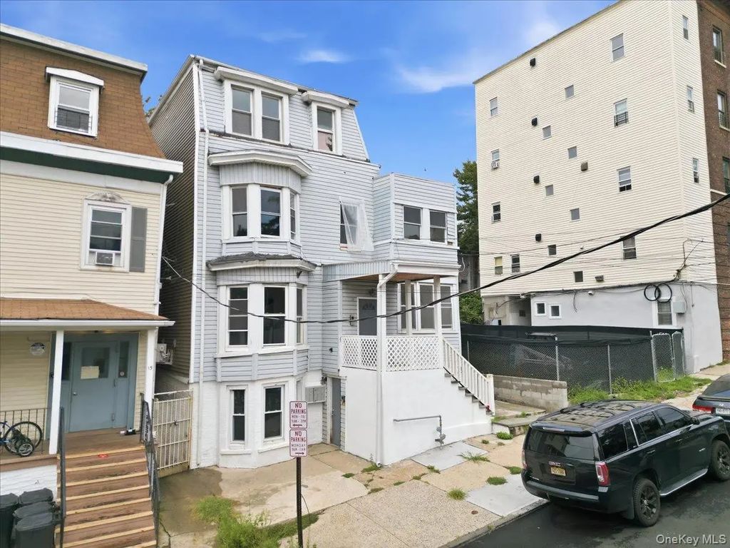 17 Lamartine Avenue # 2, Yonkers