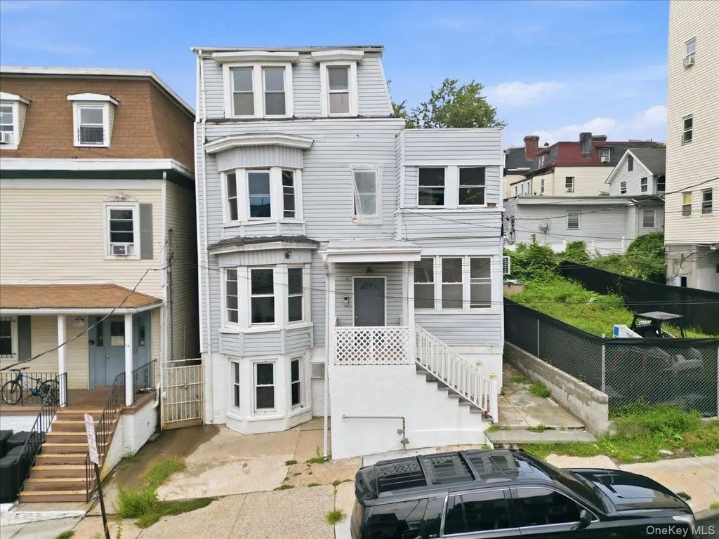 17 Lamartine Avenue # 3, Yonkers