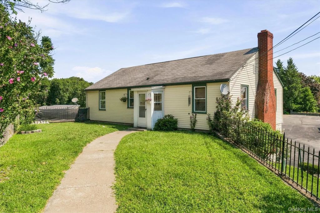 36 Old Indian Rd # 2, Milton