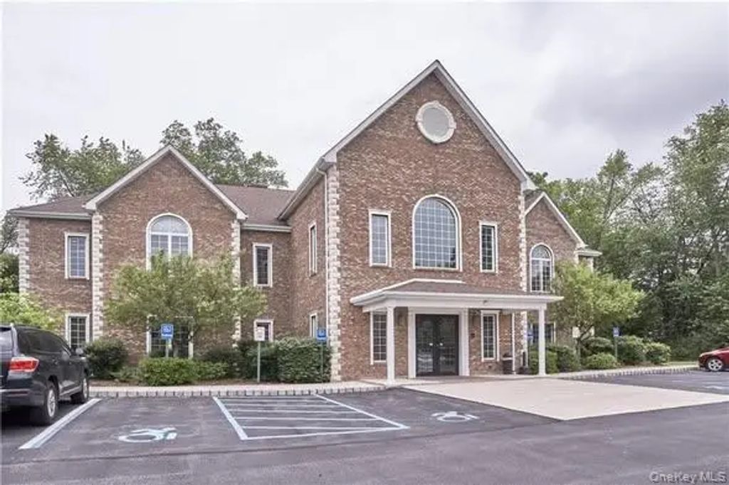 5 Fairlawn Drive, Washingtonville