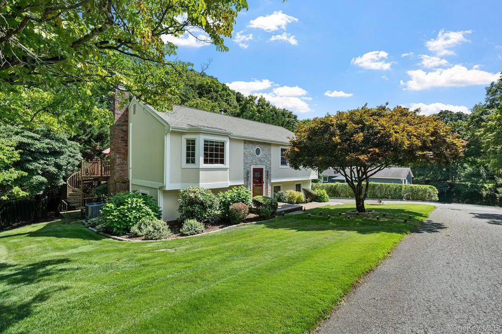 3 Douglas Drive, Pleasantville