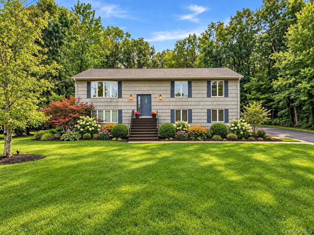 20 Amy Todt Drive, Monroe