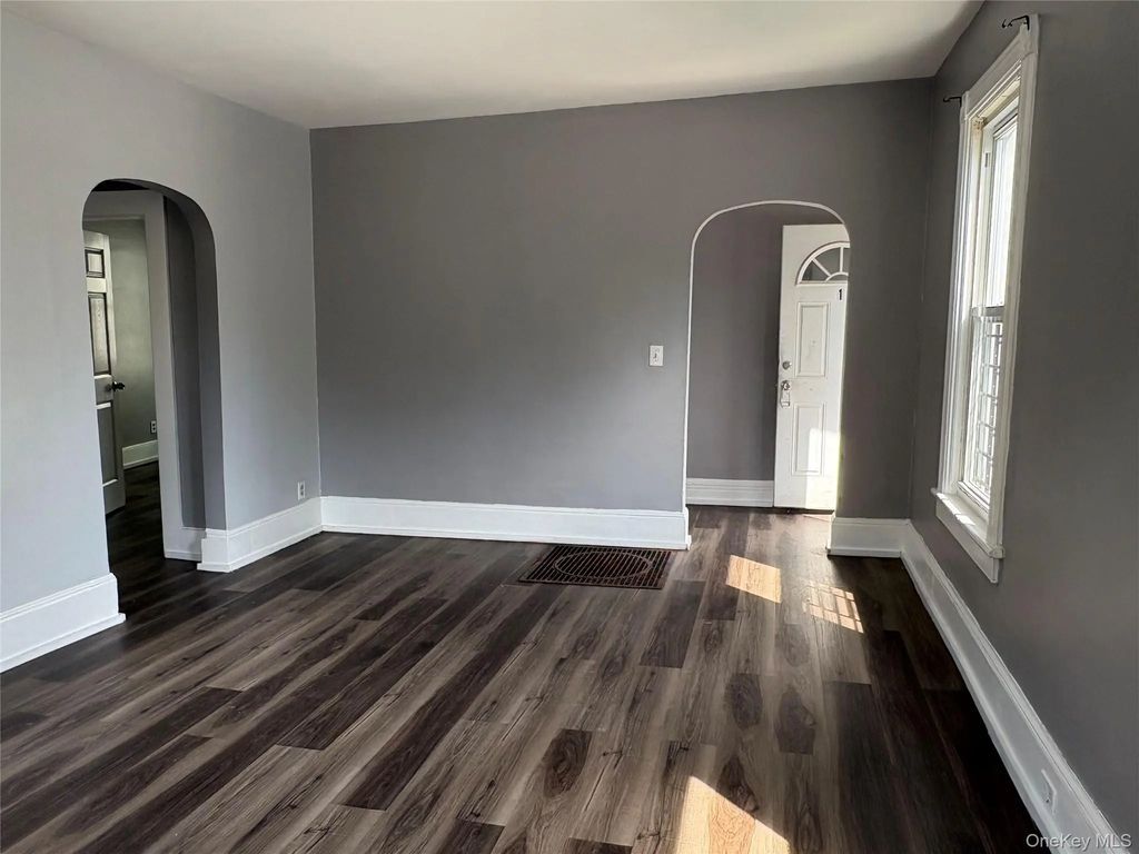 2 Park Place # 1, Poughkeepsie