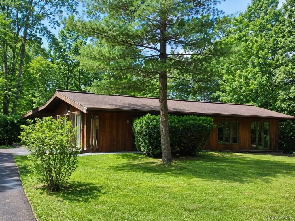 43 Tephanic Avenue, Monroe