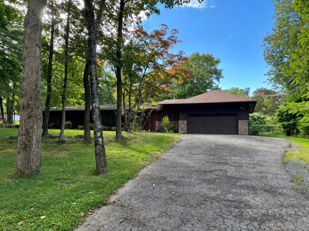 43 Tephanic Avenue, Monroe