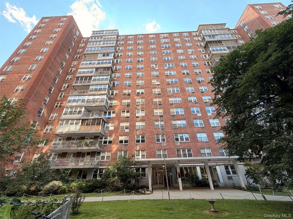 138-10 Franklin Avenue # #11b, Flushing