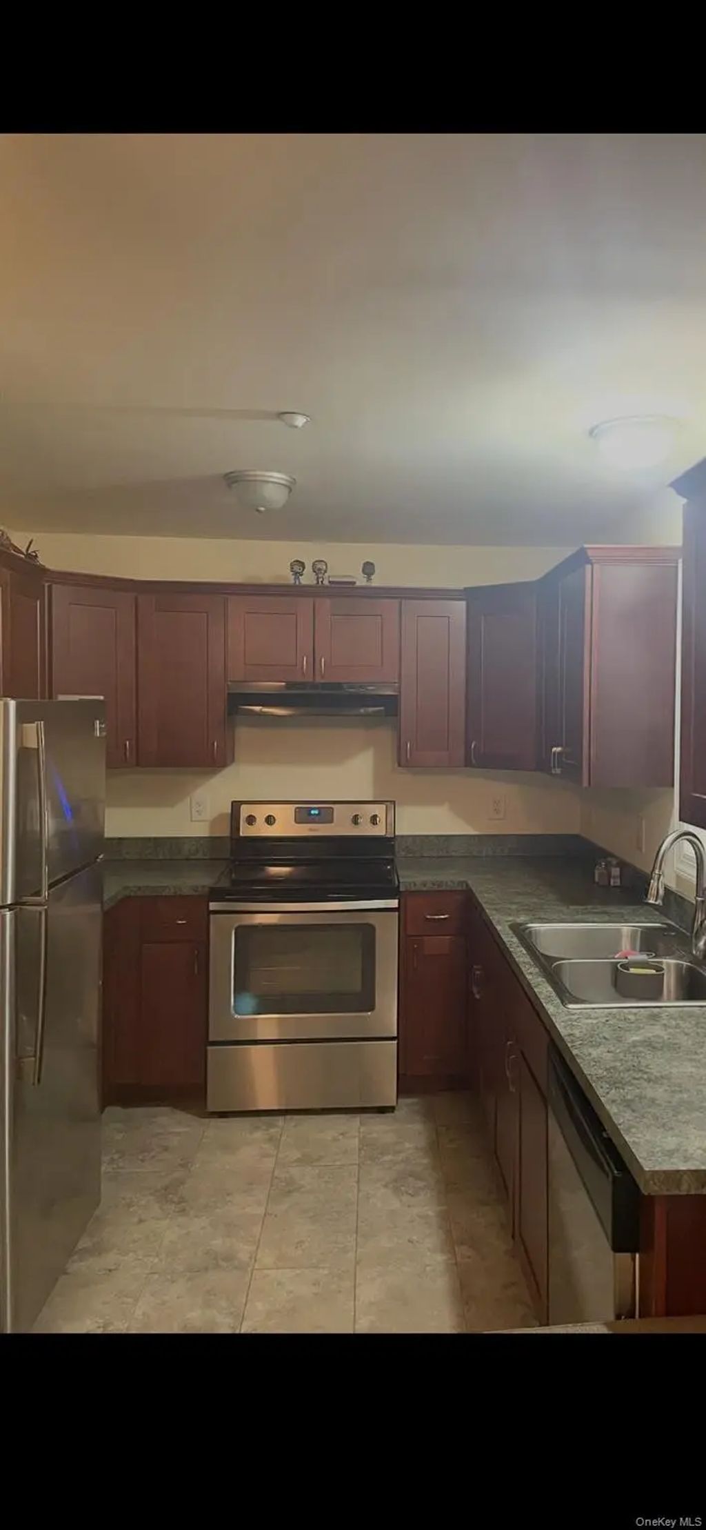 10 Pershing, Island Park