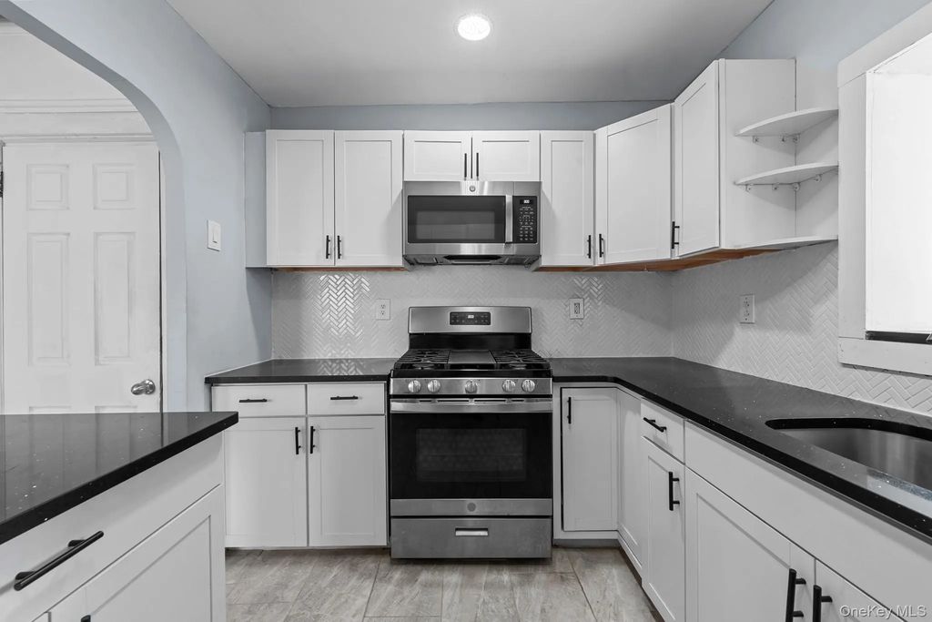 1356 Albany Avenue, Brooklyn