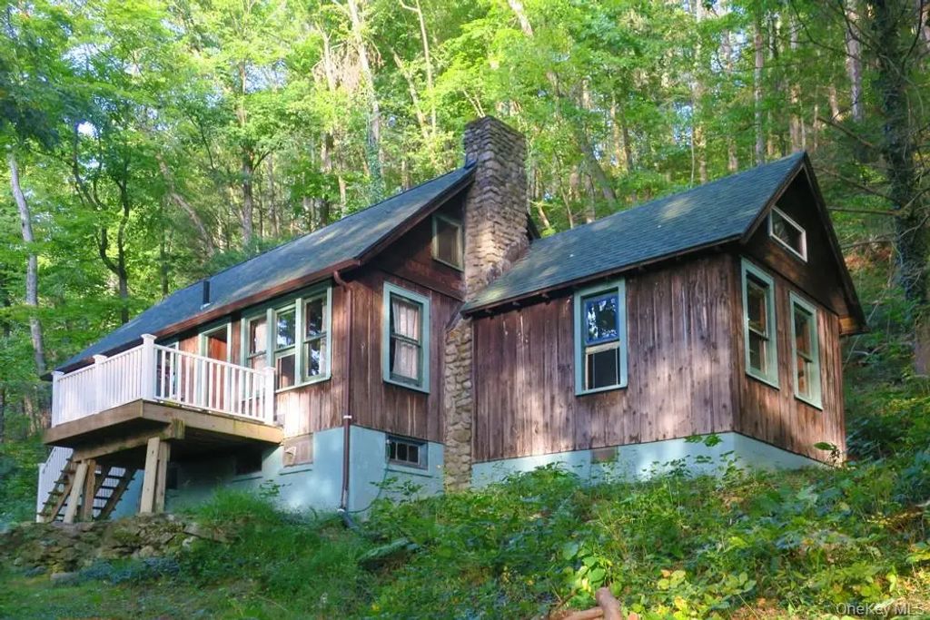 38 Horseshoe Bend Road, Cuddebackville