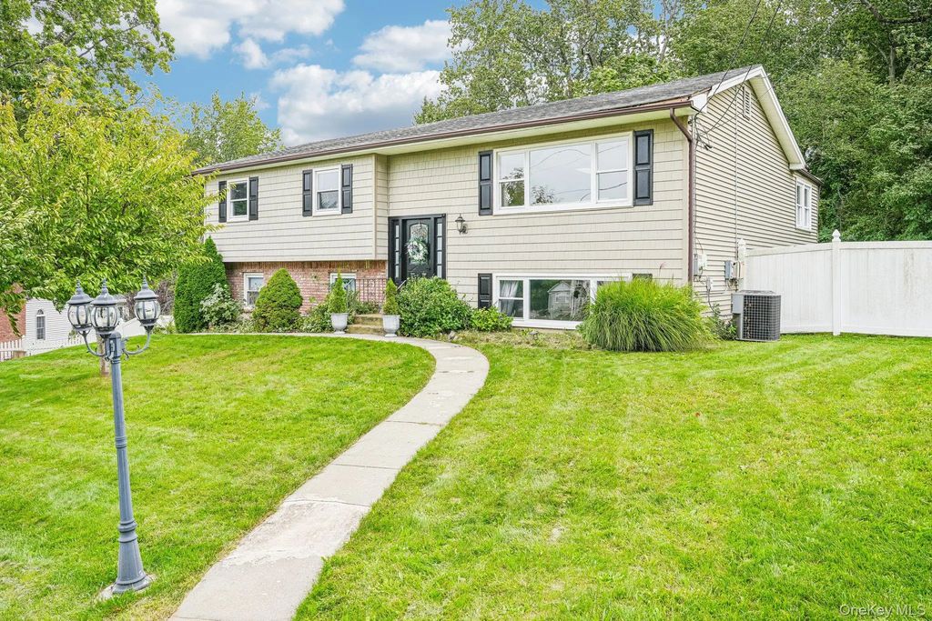 136 Orchid Drive, Pearl River