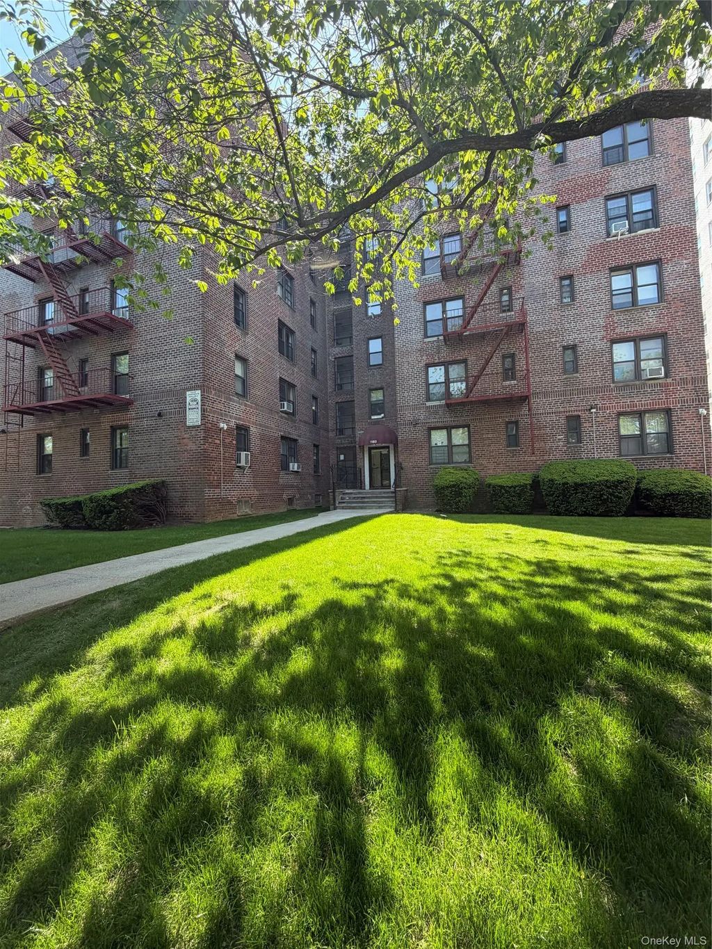 1180 Ocean Parkway # 2e, Brooklyn