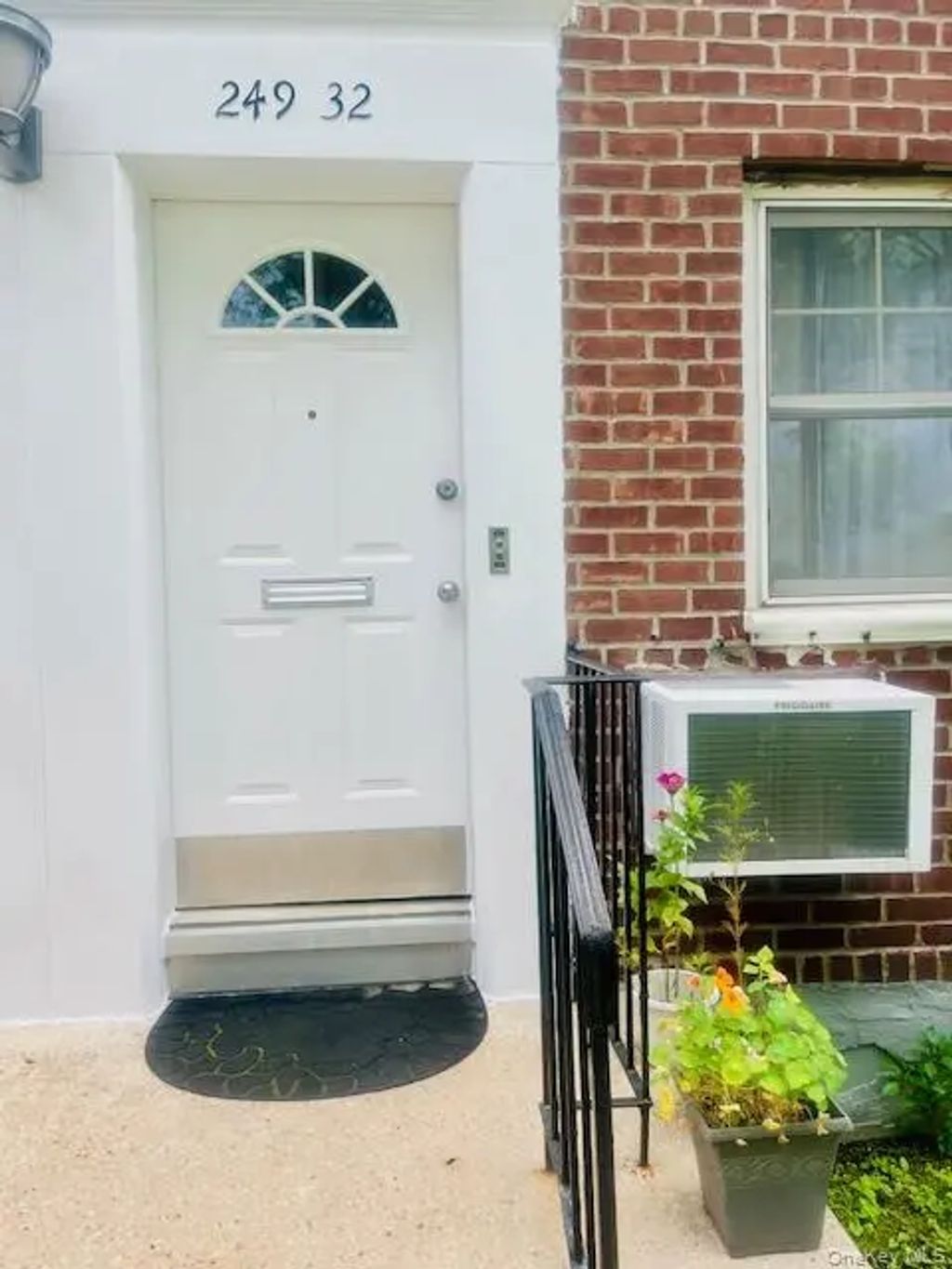249-32 63rd Avenue # 41227, Little Neck