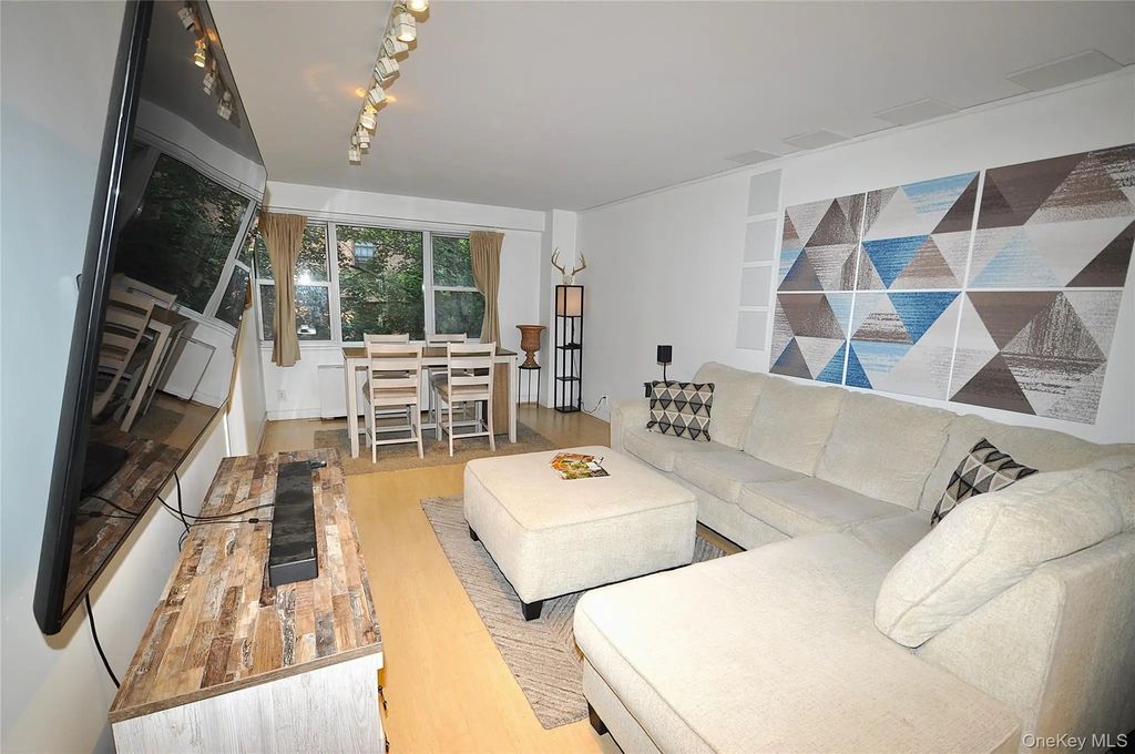 230 Garth Road # 3b1, Scarsdale
