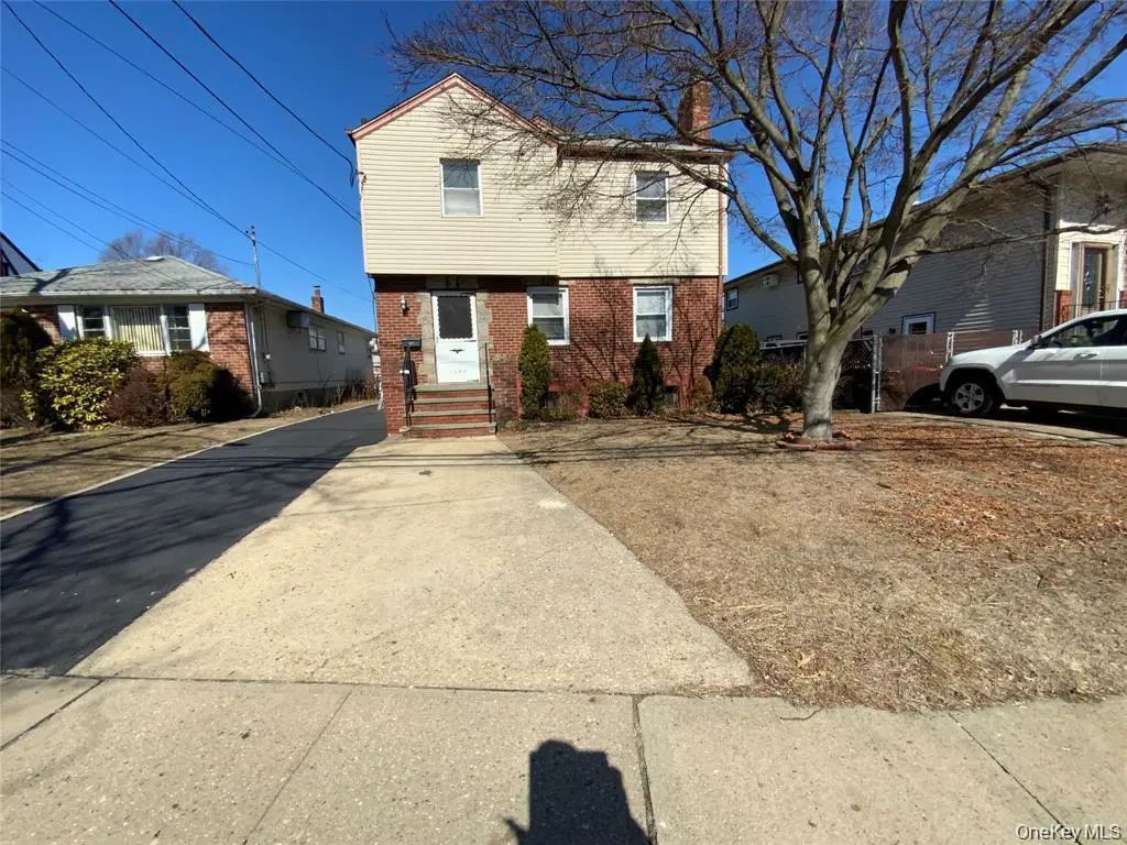1086 Tulip Avenue, Franklin Square