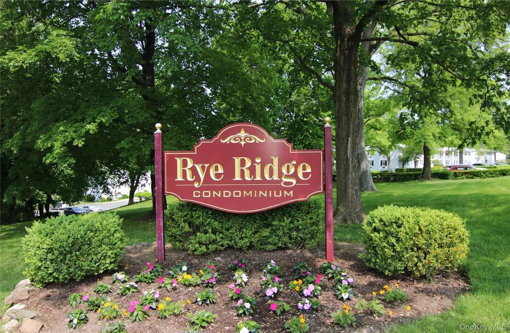 71 Avon Circle # D, Rye Brook
