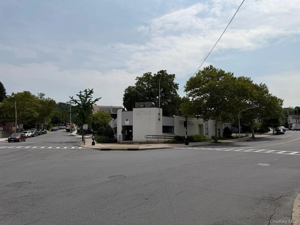 131 Central Avenue, Tarrytown