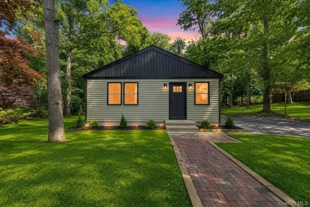 234 Lakeside Trail, Ridge