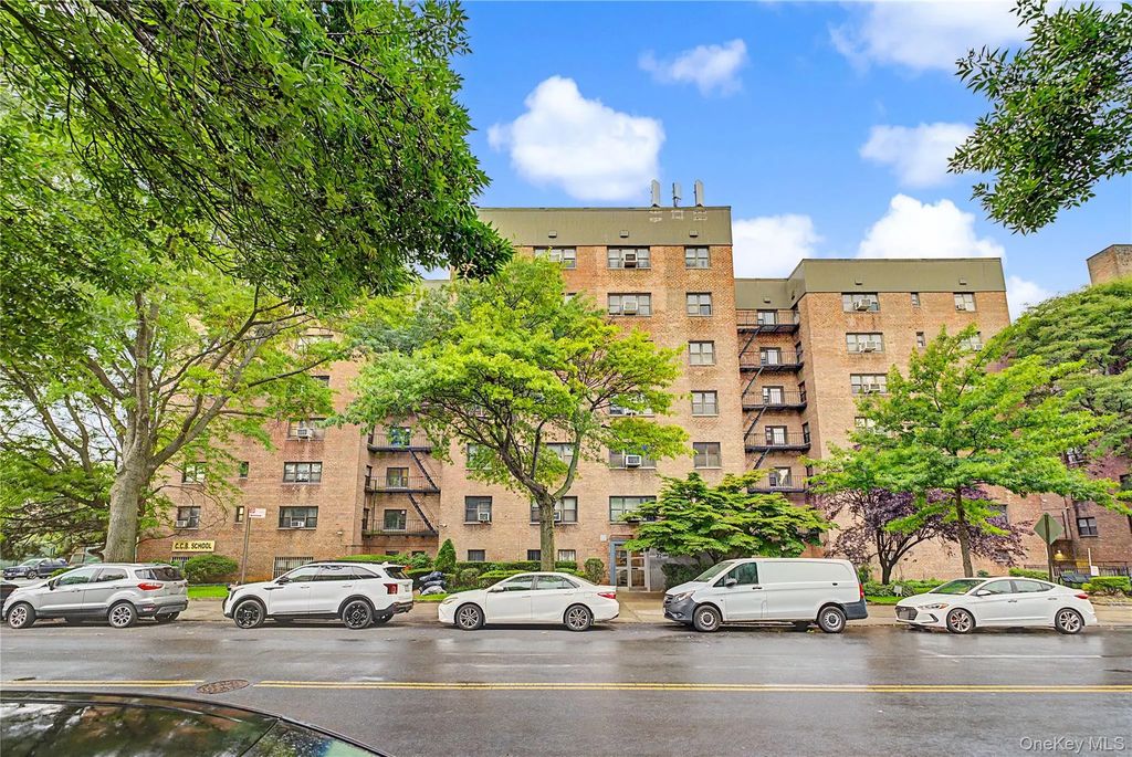 3170 138th Street # 5f, Flushing