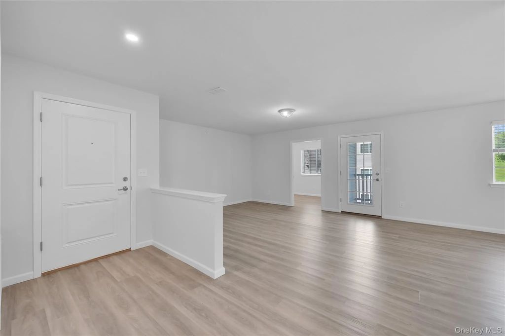 206 Golf Links Road # 324, Middletown