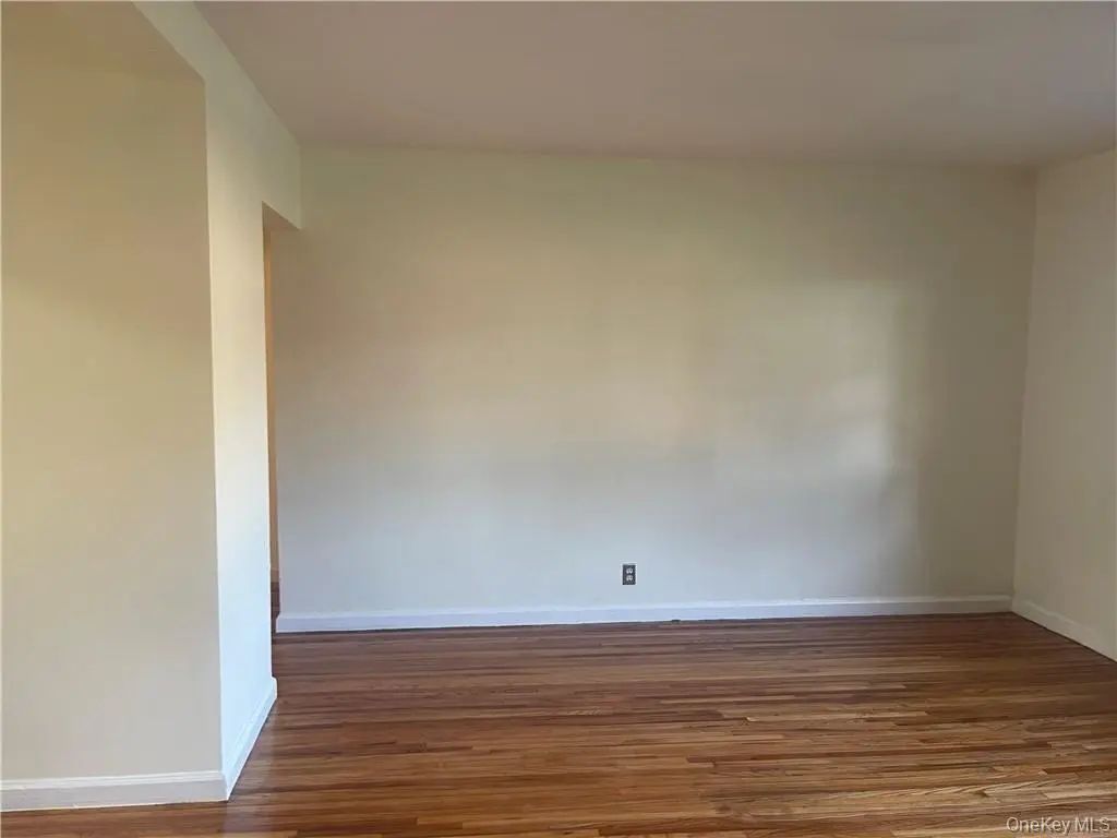 1010 Rottkampt Street 2, Valley Stream