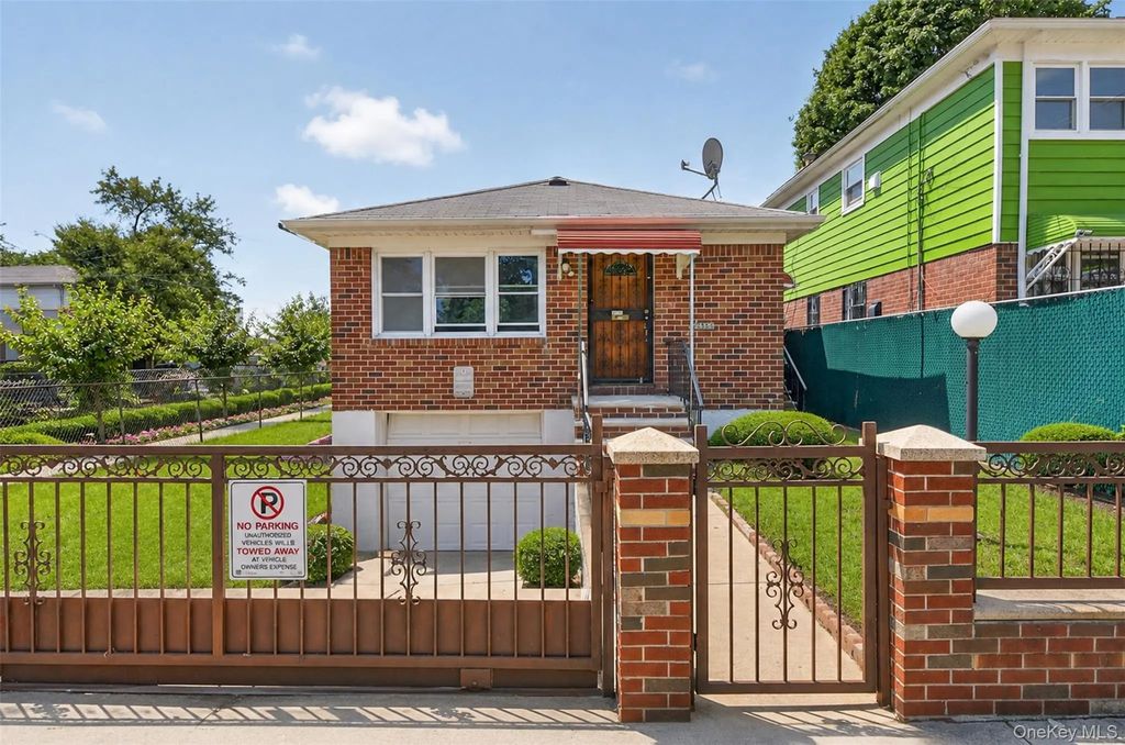 2366 95th Street, East Elmhurst