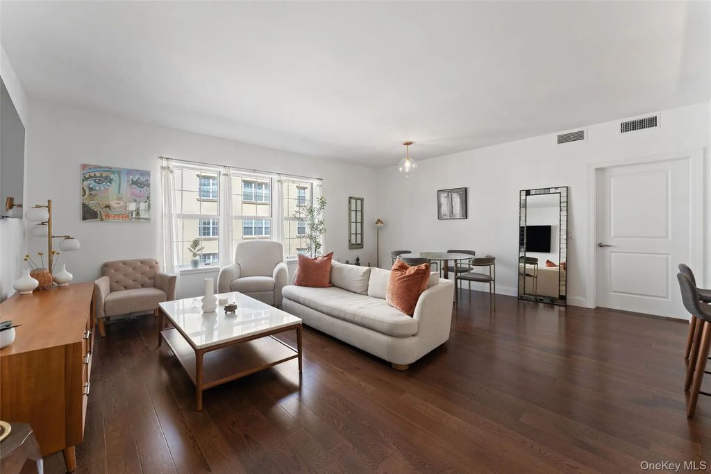 10 Byron Place # 504, Larchmont