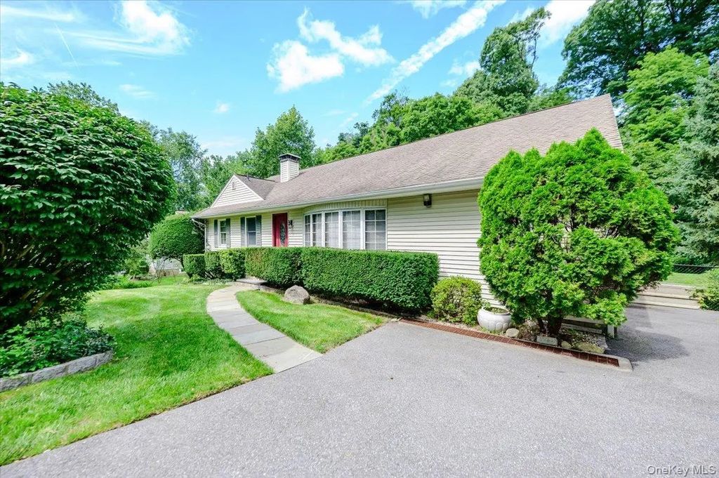 9 Somerstown Road, Ossining