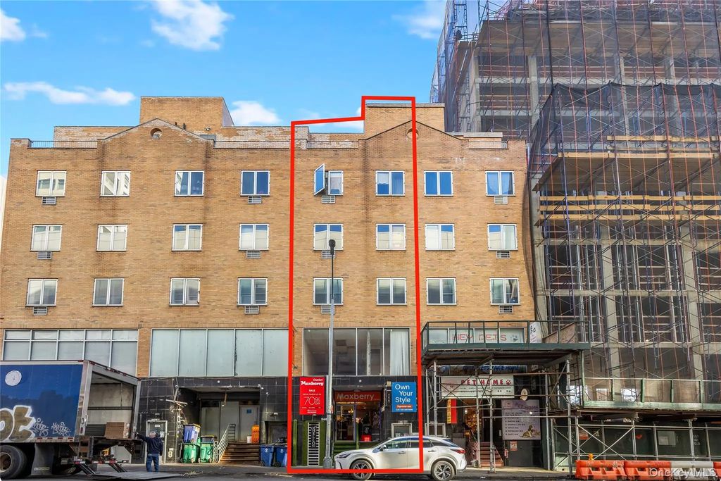 131-44 40 Road, Flushing