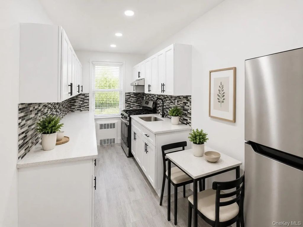 88-10 34 Avenue # 3k, Jackson Heights