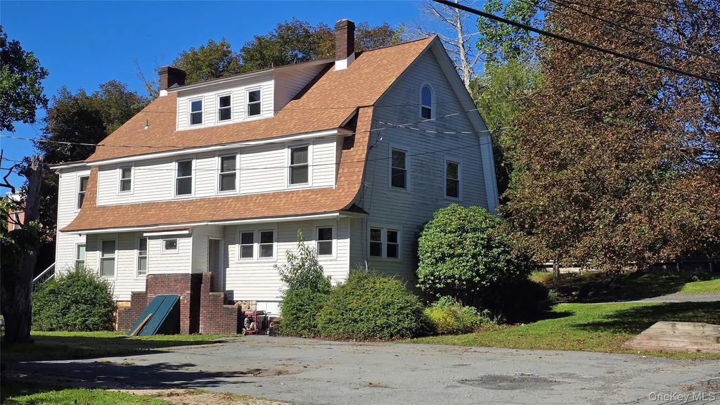 16 Jones Street, Monticello