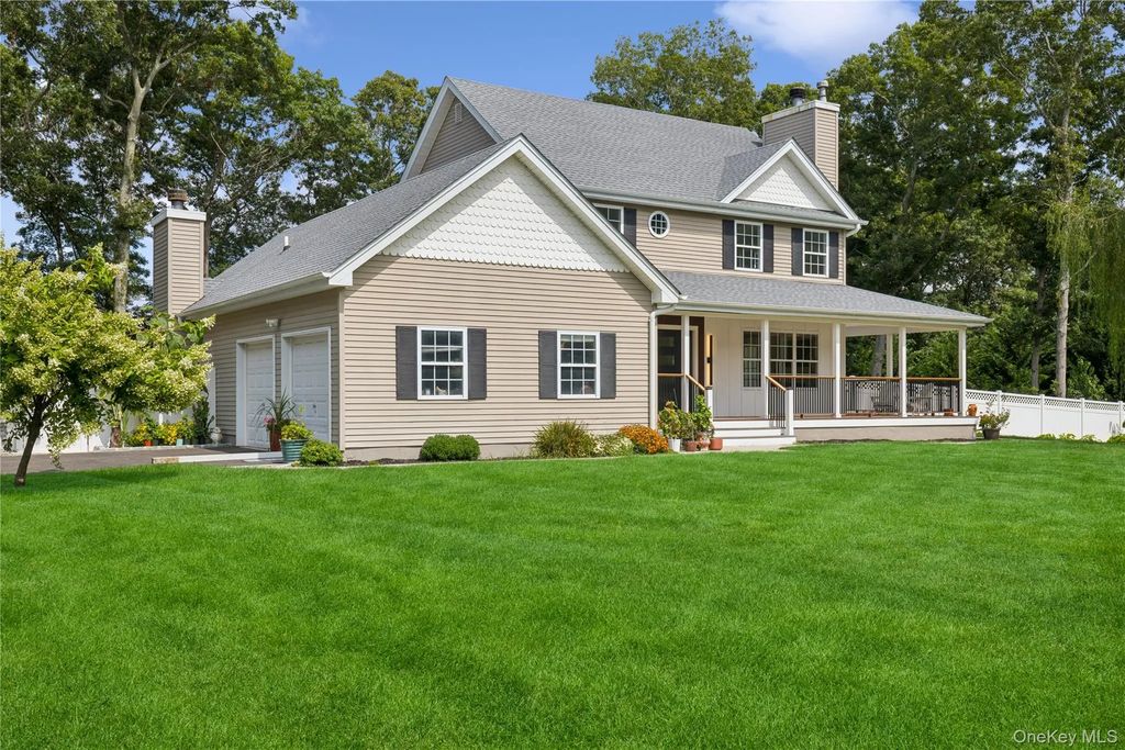 7 Sander Court, Middle Island